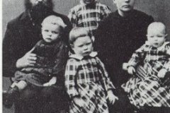 Erik Malmén o Britta Gabrielsdottermed barn
