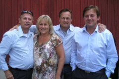 Mikael, Jonas och Joakim Norman
deras syster Susanne Malmén min fru