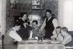 Birger, Hulda Ivar, Teodor, Olle och Sigurd MalménFarmor, farfar, farbröder och pappa